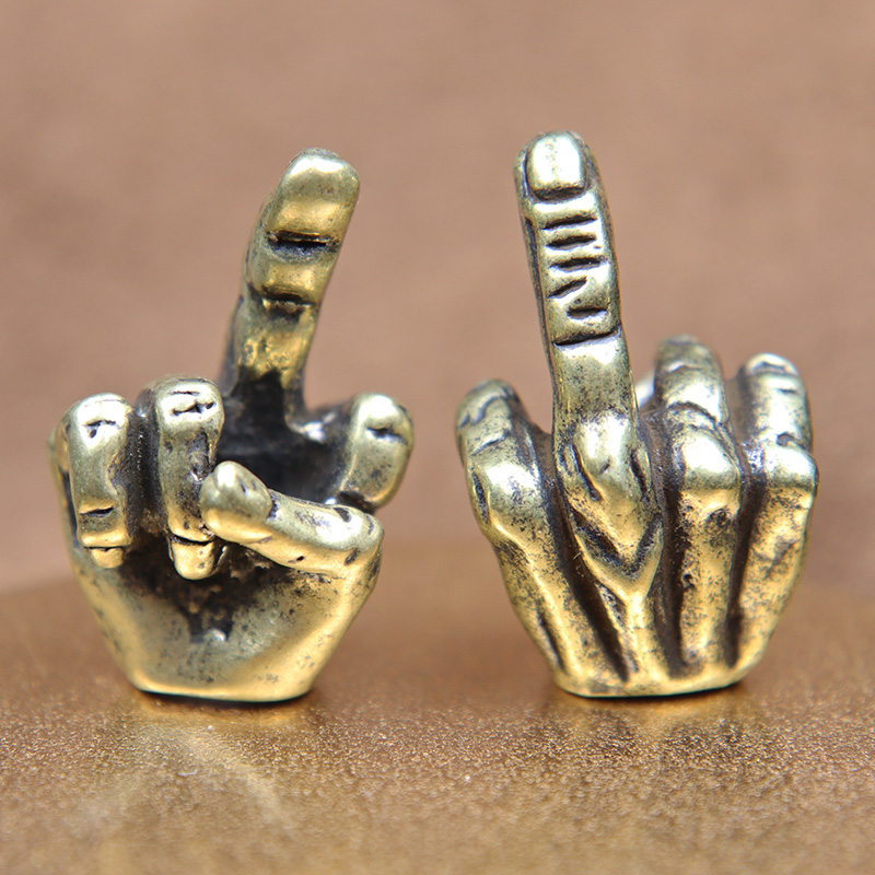Pendentif Geste du Majeur en L - Men Accessories Wrist avis et prix