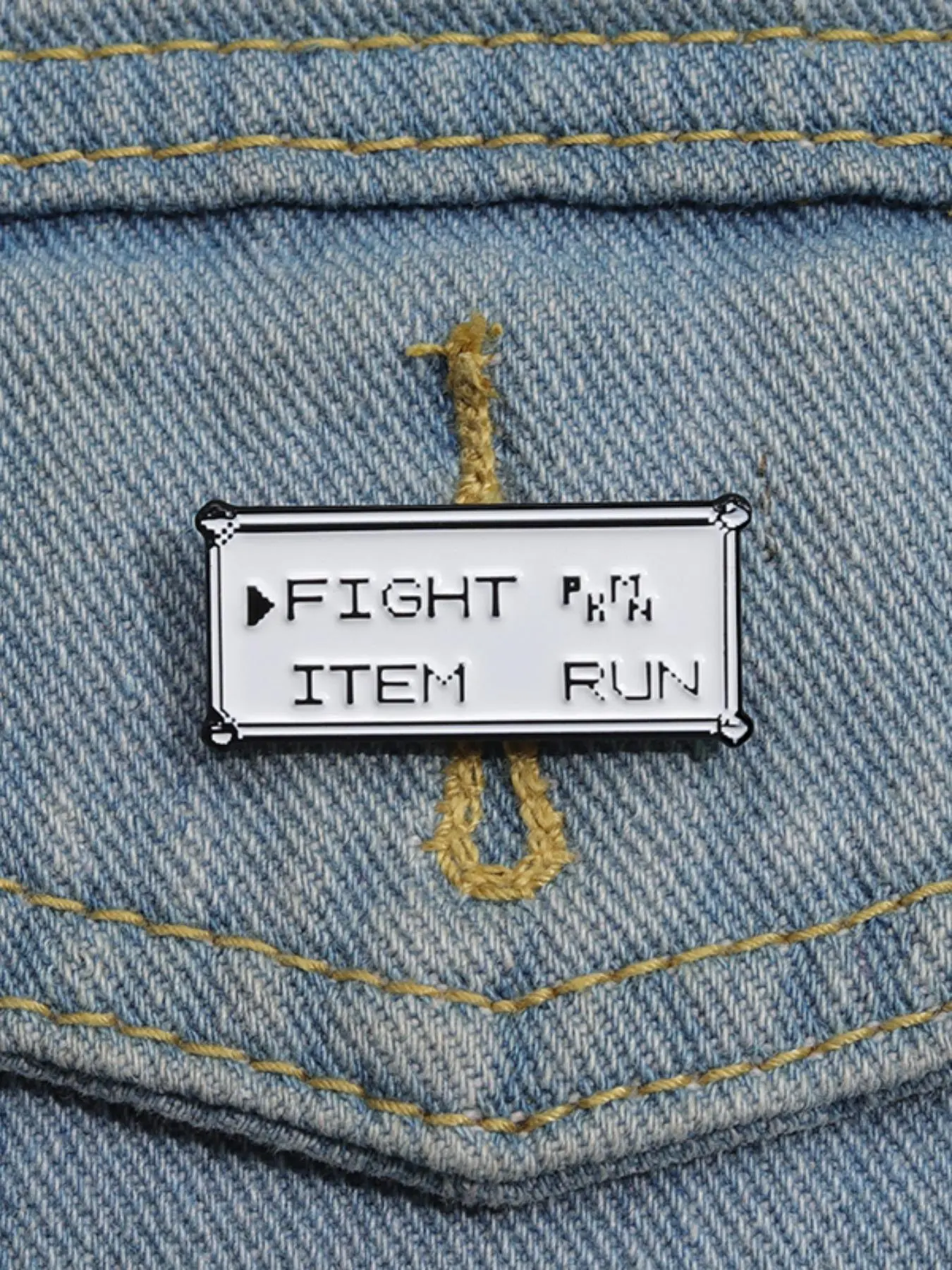 Broche à motif de lettres, bro - Men Accessories For Birthday Gift avis et prix